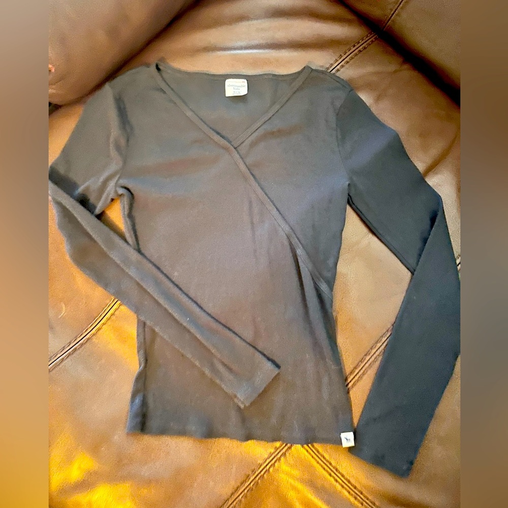 NWOT! Girls Abercrombie Kids long sleeve ribbed top